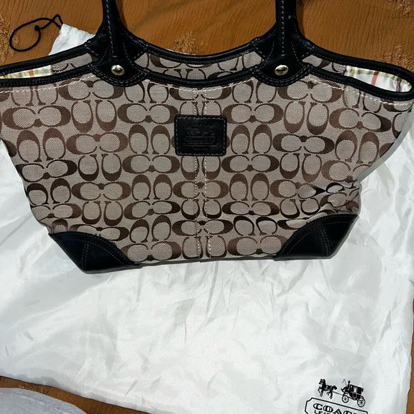 Coach Signature Tote - Picture 1 of 9
